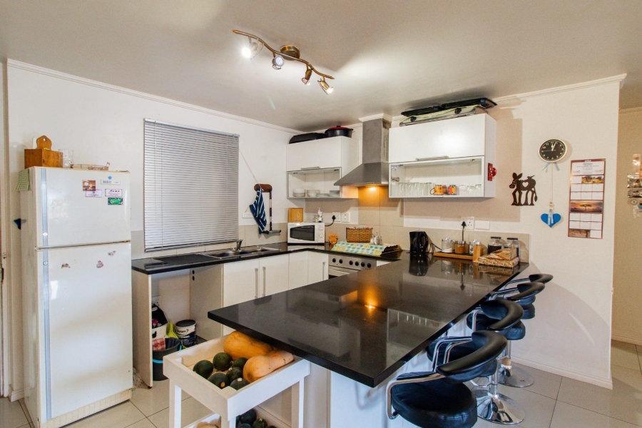 2 Bedroom Property for Sale in Gansbaai Central Western Cape